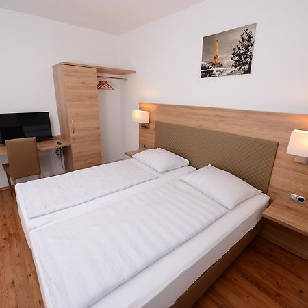 Hotel Linde שטוטגרט מראה חיצוני תמונה