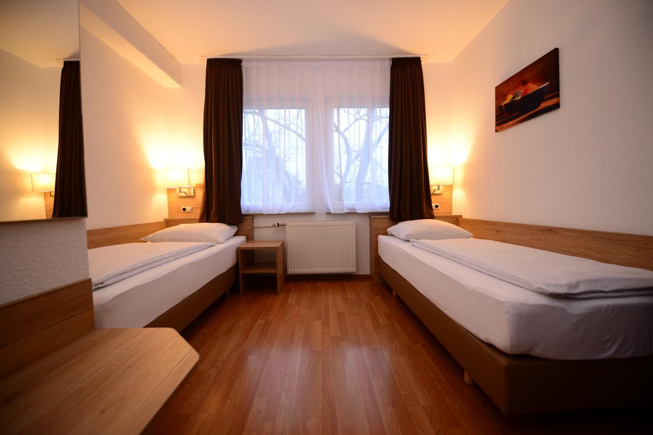 Hotel Linde שטוטגרט מראה חיצוני תמונה