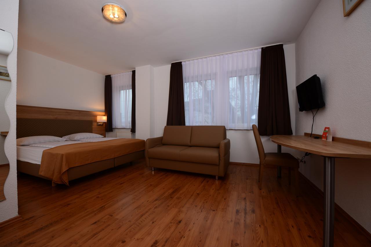 Hotel Linde שטוטגרט מראה חיצוני תמונה