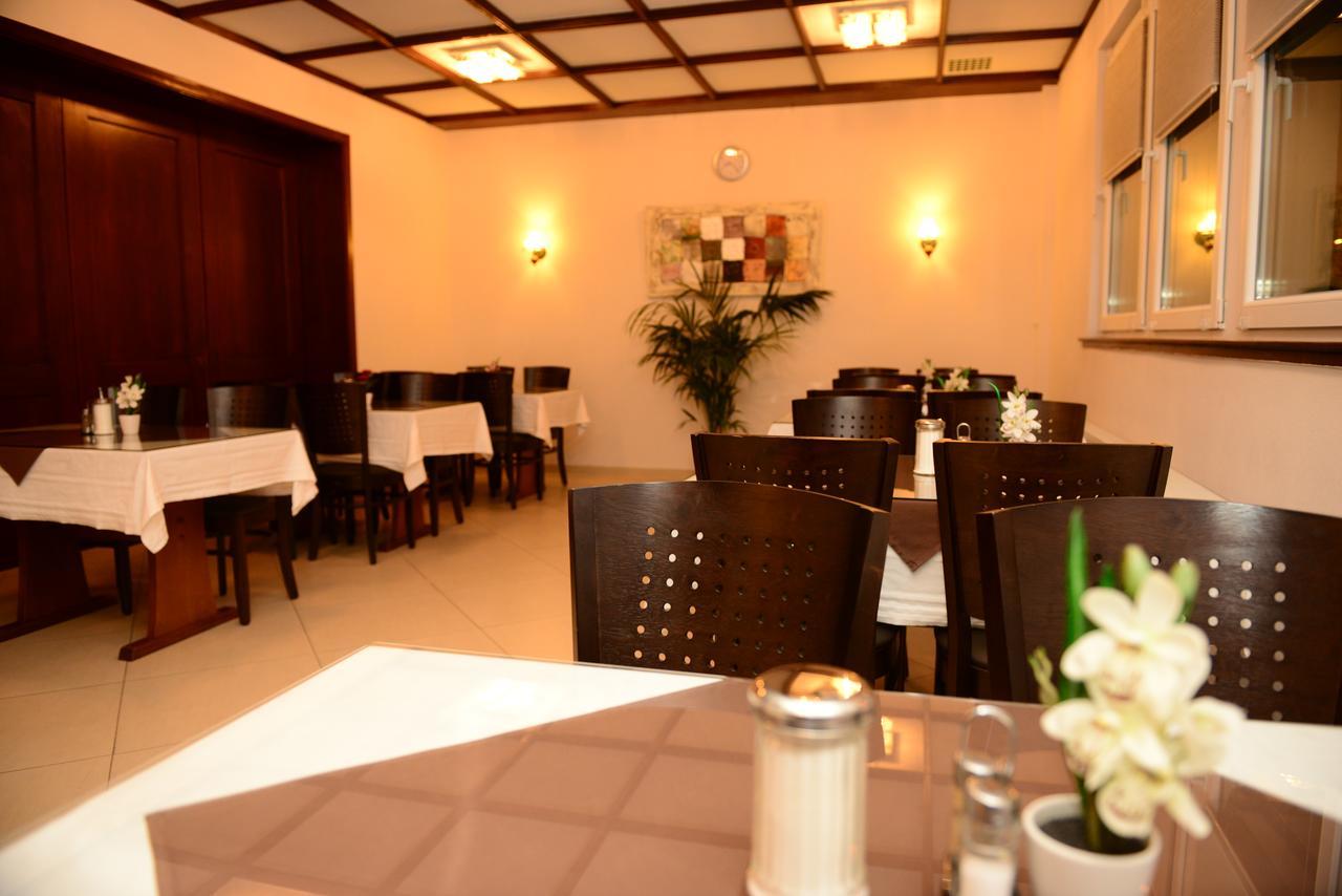 Hotel Linde שטוטגרט מראה חיצוני תמונה